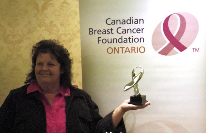 Joanne with award 2013